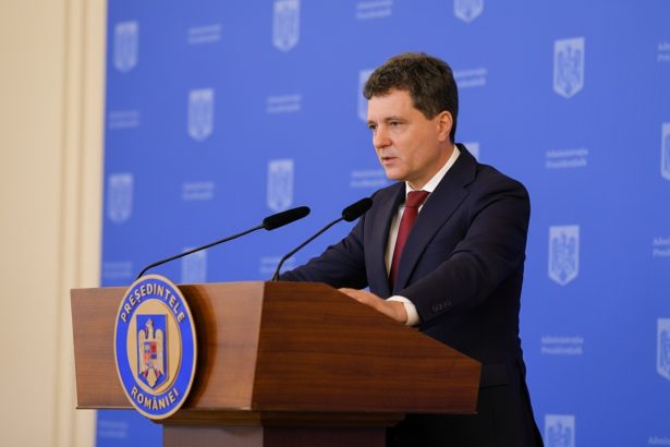 edited ii va cere nicusor dan premierului sa recupereze banii pierduti din pfizer raspunsul presedintelui 69d68a2fe1f2e