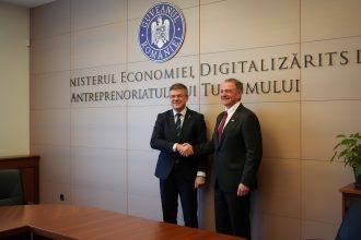 edited ministrul economiei si noul ambasador sua au discutat extinderea parteneriatului economic 69d4b31e4293e