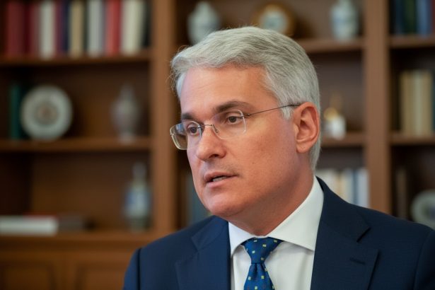 edited pensia speciala scade cu 85 daca beneficiarul ramane la stat guvernul adopta reguli noi pentru cumulul pensiei cu salariul 69f33a85838e8