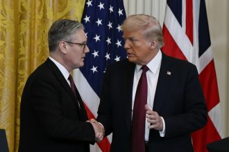 edited rabufnirea premierului britanic la adresa lui trump si putin m am saturat 69d89984e02c1