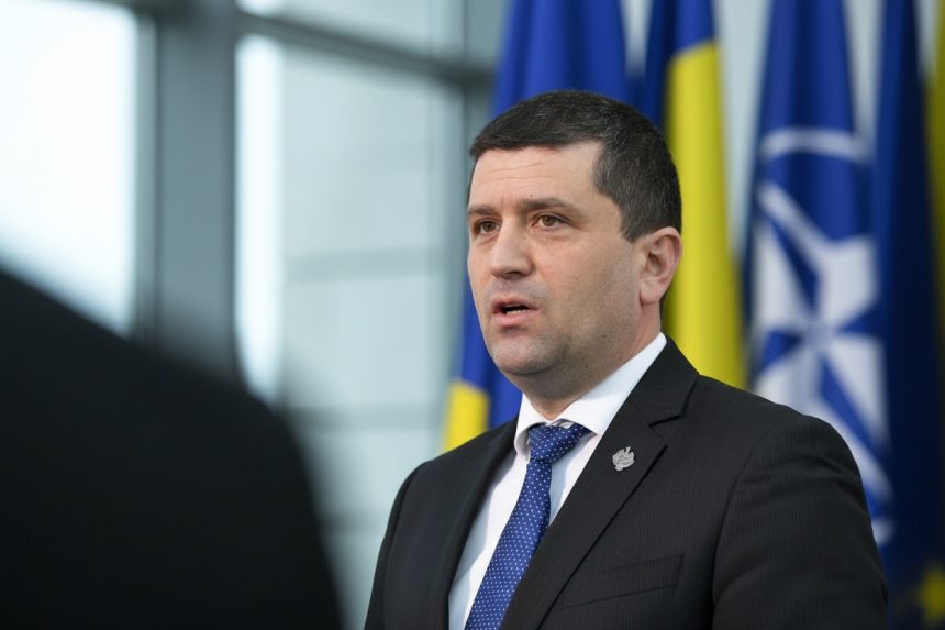 edited radu miruta a discutat cu seful statului major al armatei poloniei despre securitatea flancului estic 69e8ea231dbd2