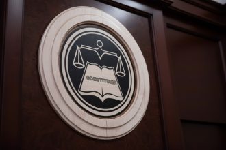 edited simina tanasescu nu as schimba constitutia dar as modifica un singur cuvant din legea ccr 69e00d662322c