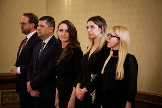 edited toiu nu vom ceda in fata celor care isi doresc putere fara rasponsabilitate 69e92387068e8