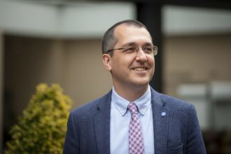 edited voiculescu il acuza pe rafila pentru pierderea procesului cu pfizer cel mai scump dat cu seen din istoria romaniei 69ce136fc43c2