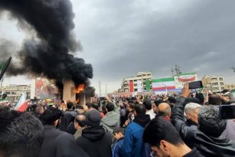 executii in iran pe fondul temerilor privind o noua revolta interna 69ce5bbdb9441