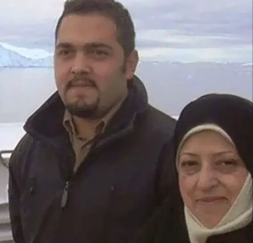 fiul unei propagandiste a dictaturii islamiste din iran ridicat de ice rezidenta in sua ii fusese anulata 69dc85c772c2e