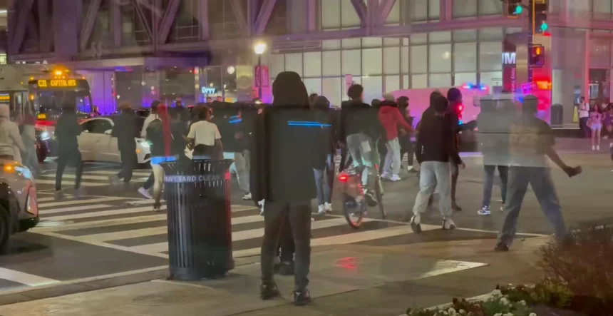 grupuri de adolescenti sfideaza restrictiile din capitala sua adunarile tinerilor la ore tarzii un fenomen periculos care a luat amploare 69de143e77fef