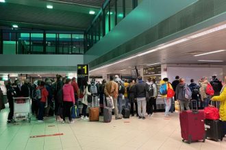 haos pe aeroportul din milano unde pasagerii au lesinat si au vomat care a fost motivul 69dcebc613055