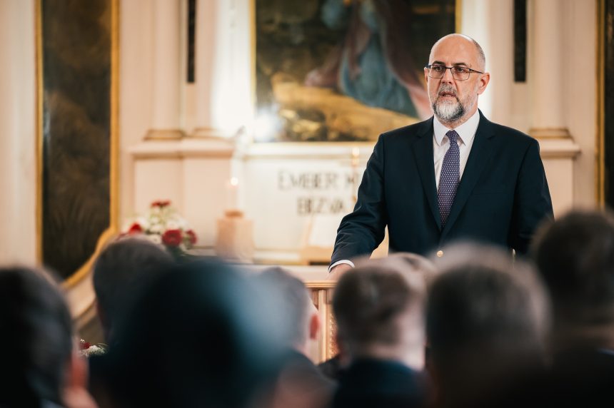 kelemen hunor a salutat victoria partidului tisza 69dc70c4bb791