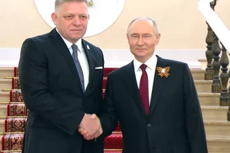 letonia si lituania ii interzic premierului din slovacia sa treaca pe deasupra lor spre moscova 69e4b0925b362