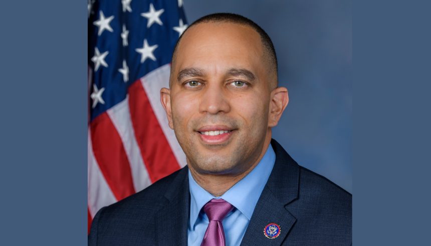 liderul democratilor din congres hakeem jeffries isi continua retorica instigatoare si dupa atacul de la cina corespondentilor 69f056e0588de