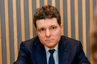 nicusor dan consultari cu emmanuel macron si keir starmer privind libertatea de navigatie in stramtoarea ormuz pozitia romaniei 69e1072243fdb