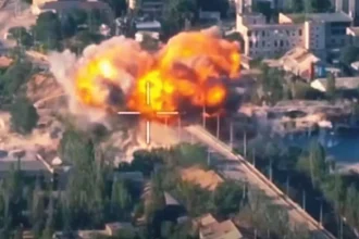 nou atac in rusia armata a anuntat ca a doborat 148 de drone ucrainene 69d35339b52fb