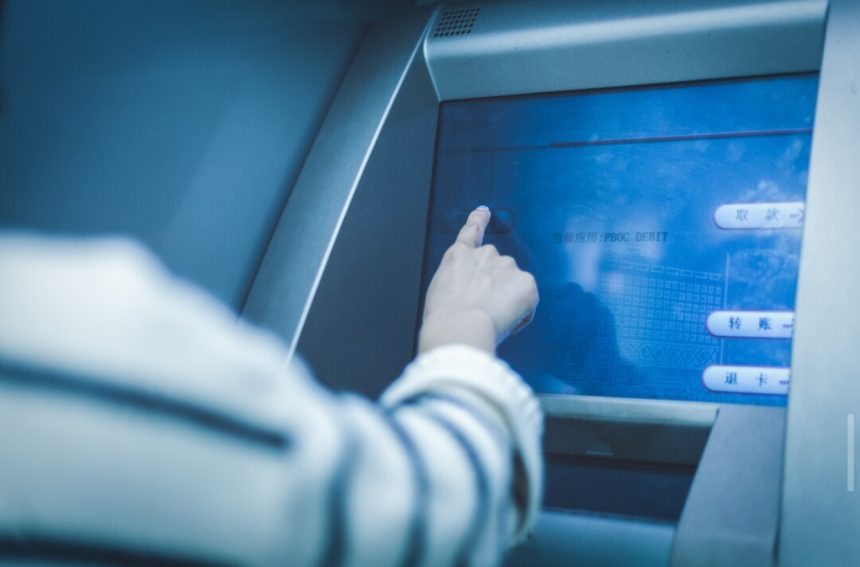 o banca ilegala din italia implicata in spalarea a zeci de milioane de euro 12 persoane au fost retinute 69f1c8022c6f0