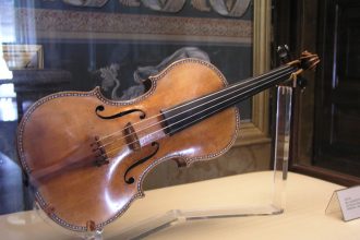 o vioara stradivarius de 10 milioane de euro furata in al doilea razboi mondial ar fi reaparut in franta 69ef0c608ae3e