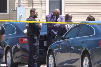 opt copii morti intr un schimb de focuri in sua atacatorul a fost impuscat 69e5291fd5e07