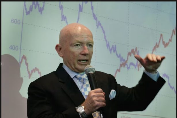 povestea veteranului de pe wall street mark mobius poreclit indiana jones si nasul pietelor emergente 69e28509b9e7a