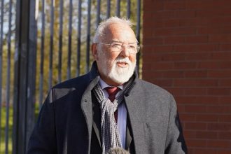preot judecat in regatul unit pentru ca a citat un verset din biblie a vorbi despre dragostea lui dumnezeu fata de oameni langa o clinica de avorturi pare sa fie infractiune 69ef4f38e2f8e