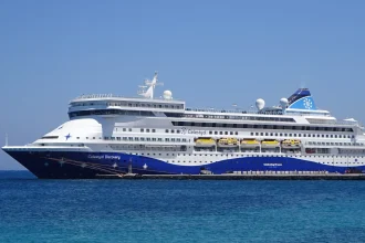 prima nava comerciala care a trecut prin stramtoarea ormuz un vas de croaziera 69e36bd20a487