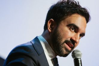 primarul zohran mamdani il indeamna pe regele charles sa returneze diamantul koh i noor 69f343adb938a