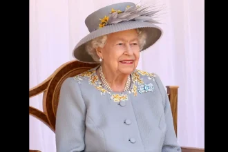 regele charles stabileste directia biografiei oficiale a reginei elisabeta a ii a o alegere cu implicatii istorice 69dd5688d5e47