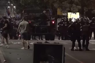 studentii protesteaza in belgrad si intra in conflict cu politia perchezitiile in universitate dupa moartea unei studente 69cce25ca8bed