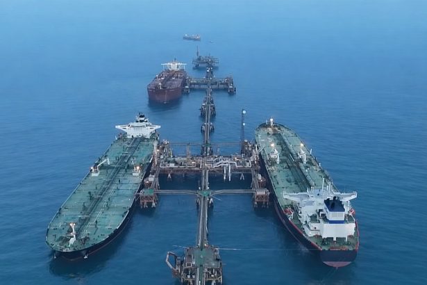 trei petroliere iraniene oprite de sua in afara stramtorii ormuz 69e9f42ce555c