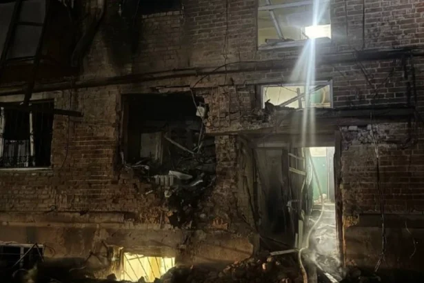 ucraina atacata cu peste o suta de drone o persoana a murit iar aproximativ cincisprezece au fost ranite in poltava si sumi 69d9d96ce4415