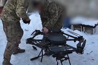 ucraina isi consolideaza pozitia in industria militara zelenski semneaza tot mai multe acorduri pentru exportul de drone 69dfa8894e229