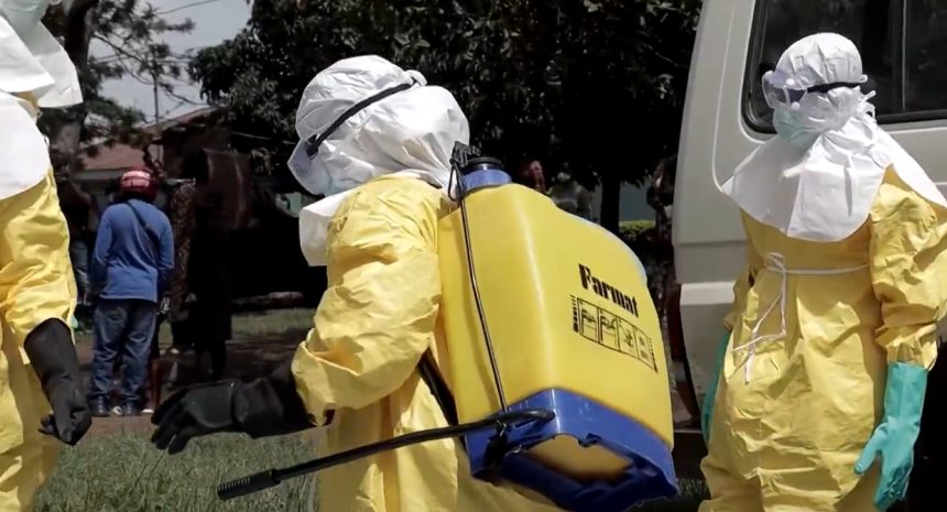 18 suspecti de ebola au fugit dupa incendierea unui centru medical din congo oms a ridicat nivelul de alerta 6a129b78a49c5
