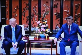 Trump și Xi Jinping la summitul de la Beijing, mai 2026, Marea Sală a Poporului — analiză geopolitică Atlas News