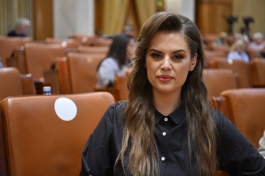 Deputata Codruța Corcheș critică proiectul PL-x 565/2025 privind securitatea națională și prelucrarea datelor personale.