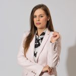 Codruța Maria Corcheș reacționează după scandalul Demeter András privind UDMR, ministerele și interesul național al României.