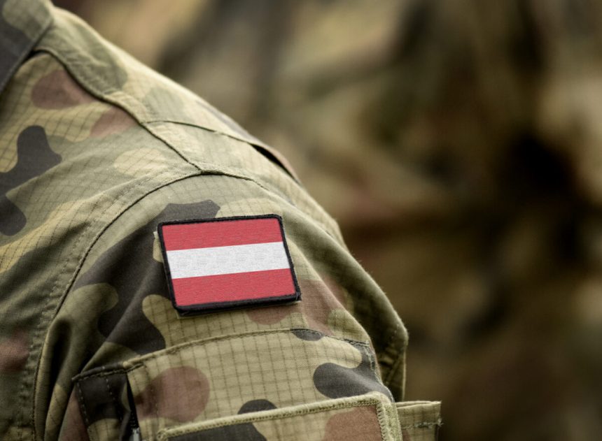 austria schimba regulile din armata barbatii vor putea purta coc sau coada de cal 6a1125aa30b2d