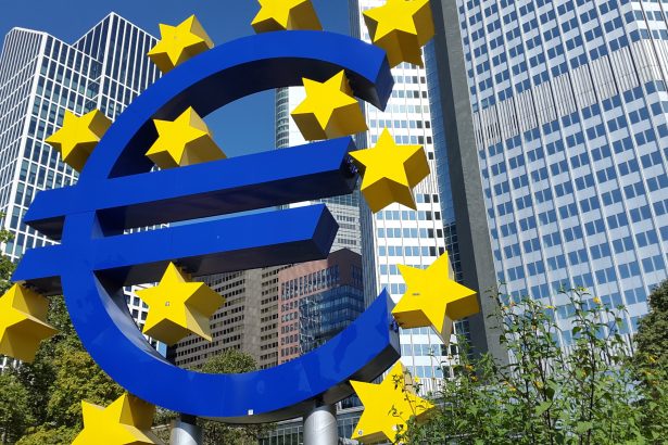 bce reuniune de urgenta privind securitatea bancilor si ai 6a16eb61279dc