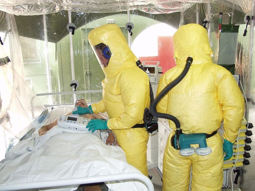ce risc reprezinta pentru europa cazul medicului german expus la virusul ebola si internat in praga 6a0df287b776b