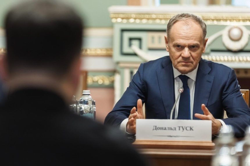 donald tusk cere mobilizare totala in nato dupa incidentul cu drona din romania toti ar trebui sa ia in serios aceste fapte si vorbe 6a1b40016a8d6