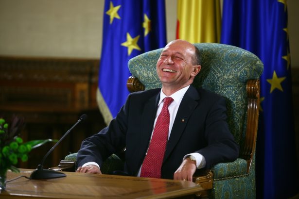 edited basescu spune ca este o singura solutie pentru criza politica reluarea functionarii coalitiei daca e moarta trebuie reinviata 6a04c9a2afddd