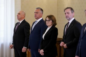 edited criza in conducerea pnl ilie bolojan ramane sustinut doar de un prim vicepresedinte si secretarul general trei lideri se distanteaza 69f9ef259730e