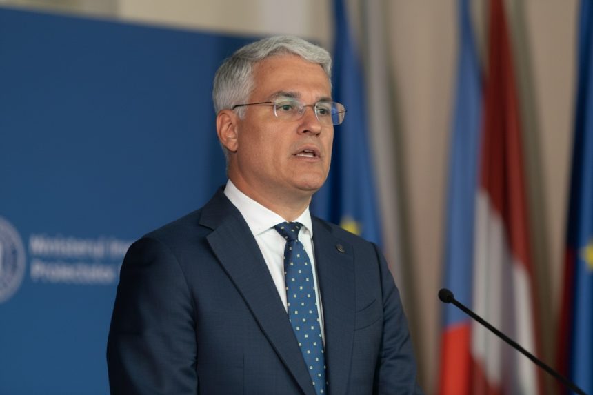 edited dragos pislaru despre cele sase principii ale reformei salarizarii bugetare proiectul de reforma a salarizarii in sectorul bugetar este indelung asteptat 6a146239962f7