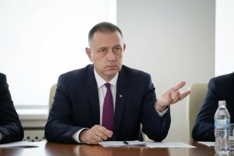 edited fifor nou atac la adresa premierului bolojan opreste te nu te mai juca cu focul langa butelie 69f60b112e732