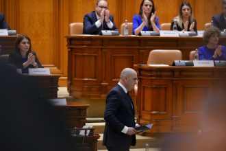 edited guvernul bolojan demis prin motiune de cenzura galerie foto 69f9ddc770c9c