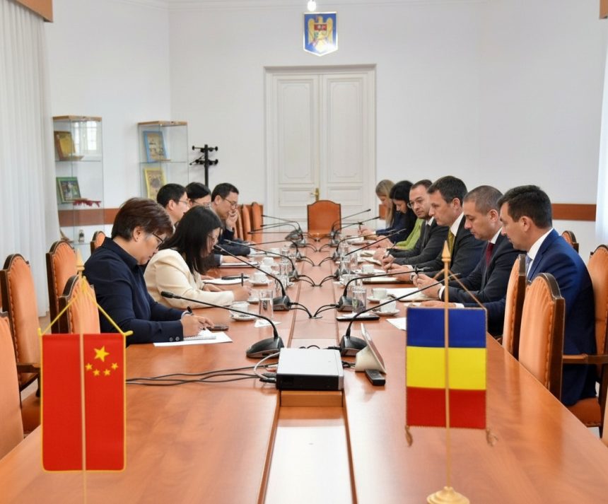 edited ministrul interimar al agriculturii dupa intalnirea cu ambasadorul chinei vom sprijini eforturile de dezvoltare a relatiilor comerciale 6a0c793c77c43