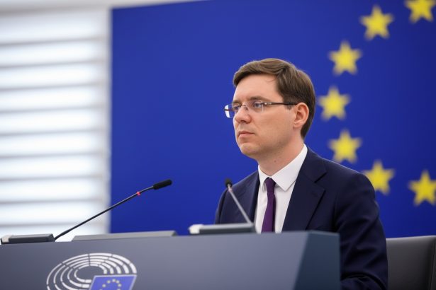 edited negrescu dupa drona prabusita la galati am solicitat ca acest grav incident sa fie inclus pe agenda dezbaterilor parlamentului european 6a19343189e95