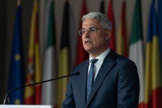 edited pislaru despre legea salarizarii bugetarilor proiectul va fi facut pe grile si coeficienti care vin strict din ierarhizarea functiilor in administratia publica 69f8f46389a34