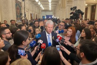 edited predoiu dupa caderea guvernului bolojan ar fi trebuit sa se negocieze pana cand se cadea sub masa 69f9da0eb1b25
