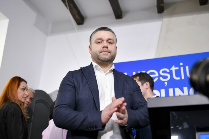 edited psd a votat azi bugetul lui ciucu la primaria capitalei in timp ce in parlament da jos guvernul bolojan 69f9c04972737