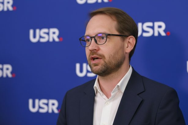 edited sedinta de urgenta la usr partidul vrea o alianta cu pnl si respinge o noua colaborare cu psd 69fa0574da283