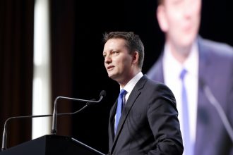 edited siegfried muresan atac la adresa psd pe tema deficitului si comparatie cu grecia in 2024 cu grindeanu in guvern romania a avut deficit de 93 din pib 69fe395283993