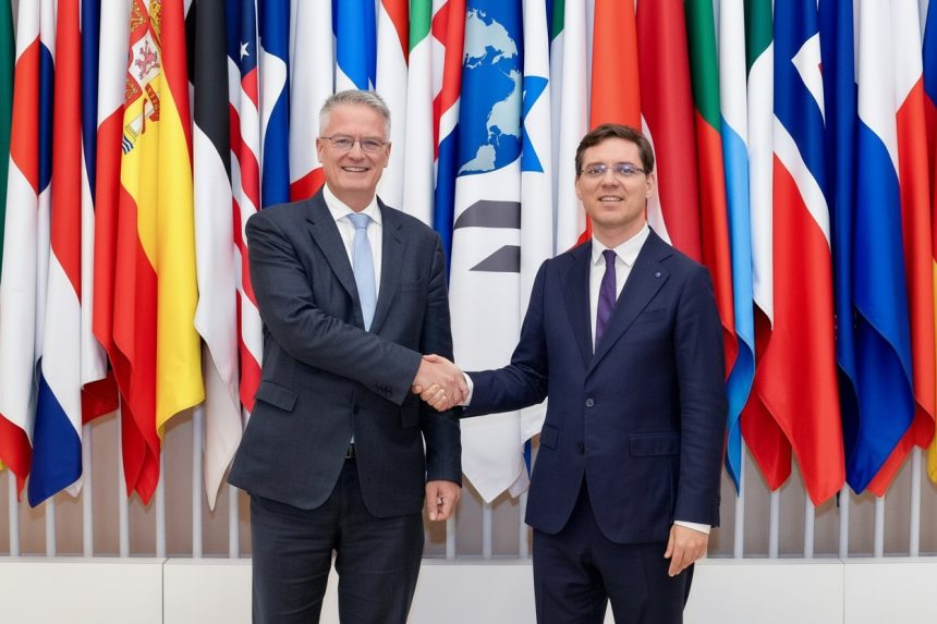 edited victor negrescu intalnire cu secretarul general al ocde a salutat sprijinul larg dincolo de diferentele politice pentru aderarea romaniei 6a0730e25db4a